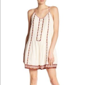 JOIE HORLANE BOHO CREAM CROCHET DRESS WITH RED EMBROIDERY
